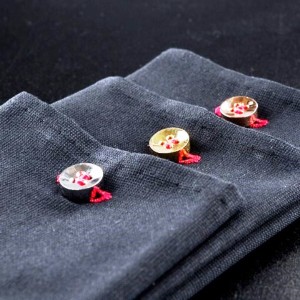 Eyelet