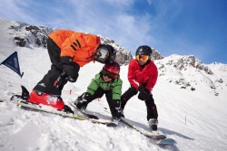 INNSBRUCK (AUSTRIA) – 9 COMPRENSORI SCIISTICI, SCUOLE SPECIALIZZATE, ASILI SULLA NEVE, CORSI PER BAMBINI