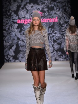 Angelo Marani collezione A-I 2016/17:  contemporanea, raffinata e seducente