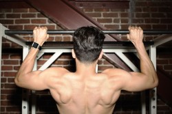 Fitbit Blaze, l’orologio dedicato al fitness per restare in forma