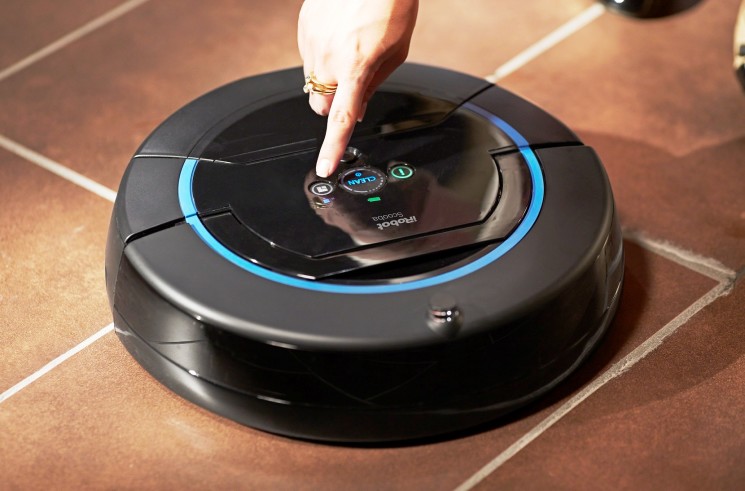 iROBOT SCOOBA 450 per combattere lo sporco più ostinato