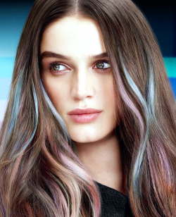 Matrix watercolors: arrivano i capelli color jeans