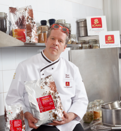ERNST KNAM TESTIMONIAL DI ICAM LINEA PROFESSIONALE