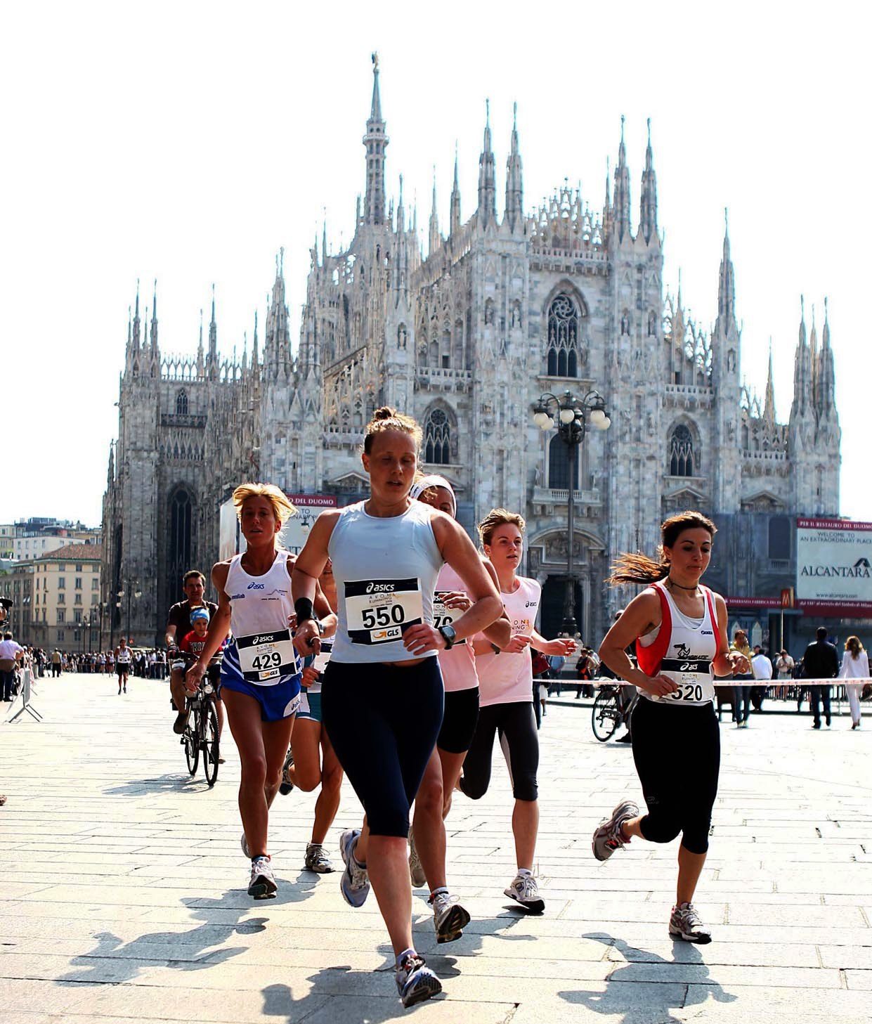 Al Via A Milano Avon Running Tour 16 Buongiorno Online