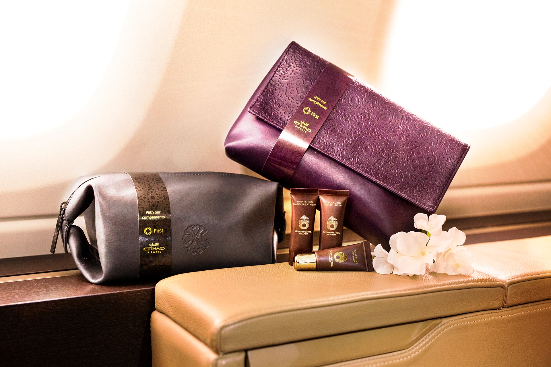 Etihad Airway amenity kit