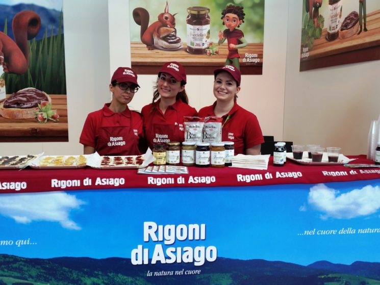 Rigoni di Asiago e FederBio insieme a Tuttofood 2017. Il biologico italiano in festa a Milano in Via Mercanti