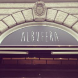 L’incontro di calcio tra Italia e Spagna gustando le tapas di Albufera