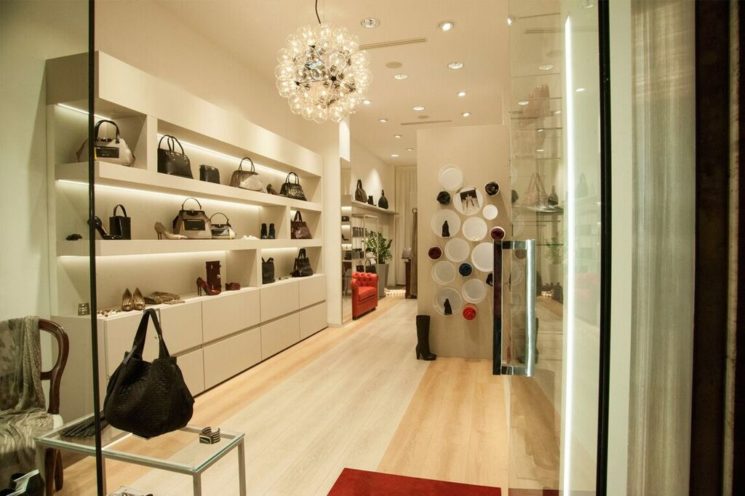 Padovan Milano in esclusiva per Daniele Giovani. Scarpe come sculture