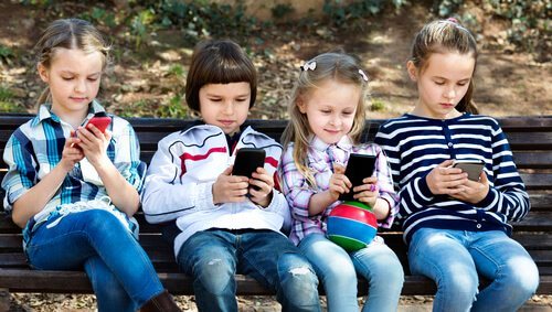 McAfee e LG insieme per la sicurezza dei bambini che utilizzano smartphone LG