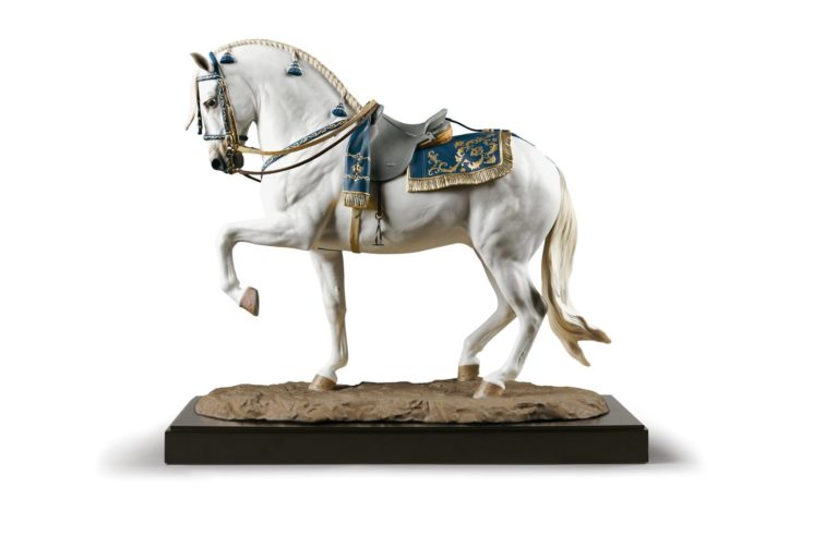 L’alta porcellana Lladrò rende omaggio al leggendario cavallo spagnolo