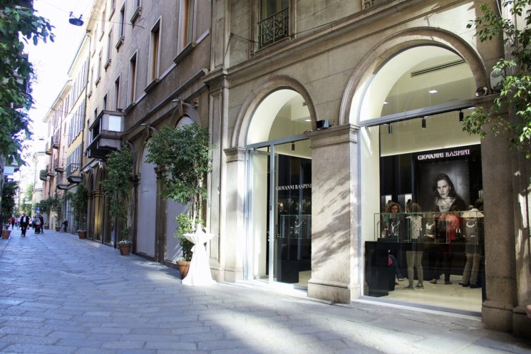 Giovanni Raspini apre il suo secondo store a Milano