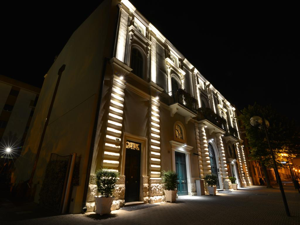 Hotel Monaco Bianco Matera