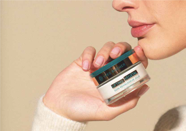 Yves Rocher: nuova linea Lifting Végétal, il futuro della bellezza