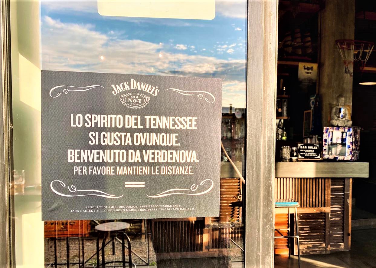 Jack Daniel’s personalizza oltre 200 locali in Italia invitando al distanziamento sociale