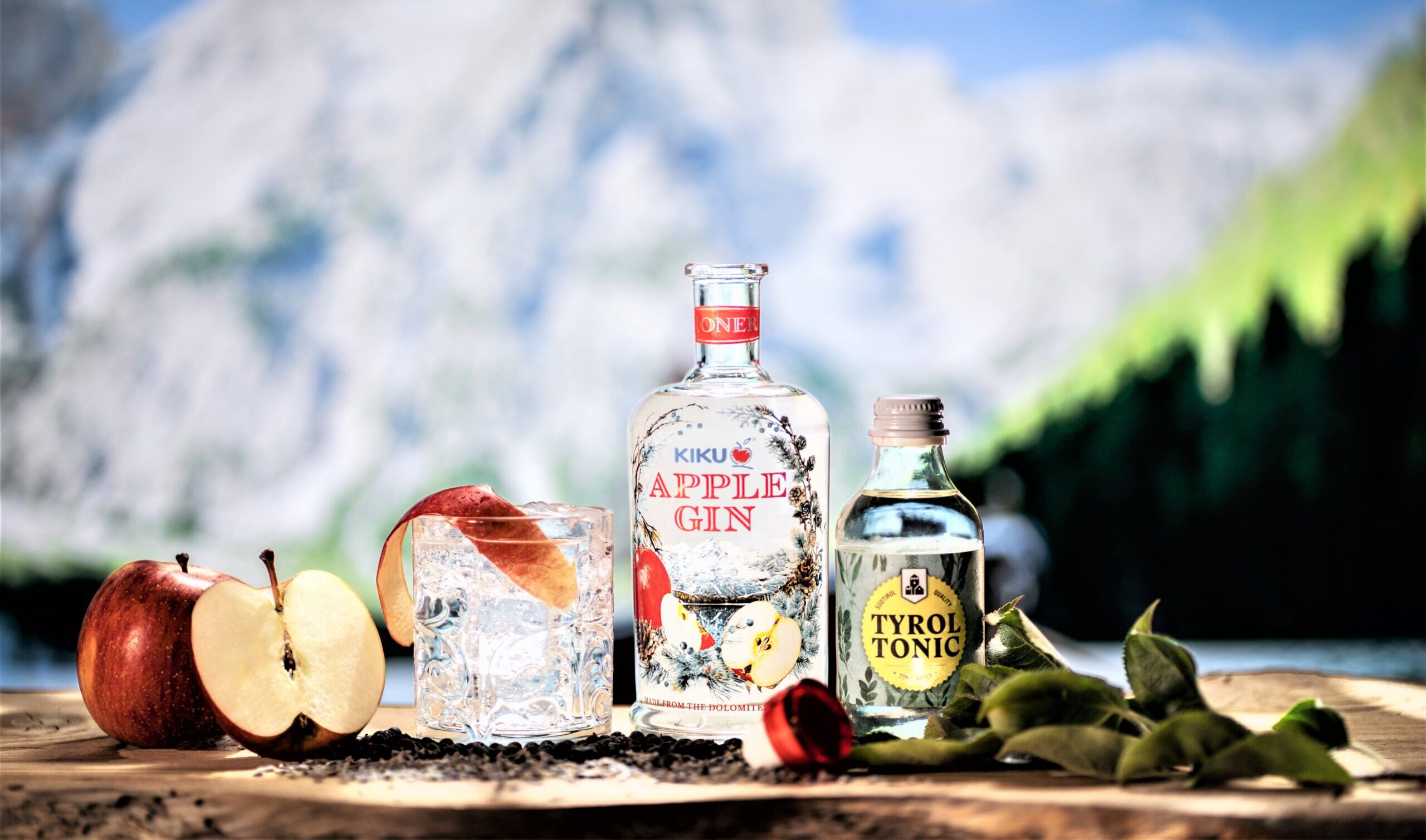 Distillerie Roner nuovo KIKU Apple Gin