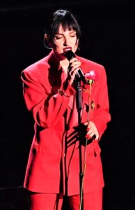 Sanremo 2021: make up look Arisa per le cinque sere by Pinali con Mulac Cosmetics e Manola Spaziani