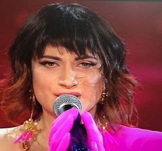 Sanremo 2021: hairlook de La Rappresentante di Lista by Compagnia della Bellezza per L'Oréal Professionnel