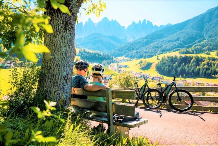 Vacanze in Alto Adige nella natura dove con la bici il distanziamento è garantito