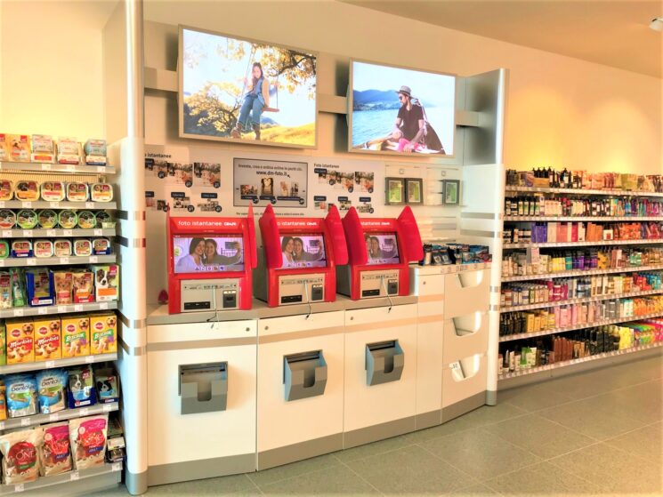Lo sviluppo foto torna nei supermercati