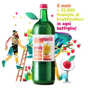 Spremuta di Mela Leni’s, il frutto della bellezza che disseta la pelle Mela Leni’s, mele Leni’s, Spremuta di Mela Leni’s, spremuta non filtrata, succo di mela, VOG Products, Nel cuore del Trentino Alto Adige, sulle Dolomiti, vive Leni, una ragazza attiva e sorridente. Immersa in un paesaggio montano incontaminato, Leni lavora ogni giorno il meleto della nonna, scegliendo e raccogliendo with Liebe soltanto le mele più belle. Oggi l’aspetta una lezione importante: insieme a sua nonna scoprirà tutte le qualità nutrizionali delle sue deliziose mele. Frutto sano e buono, la mela contiene un’elevata quantità di vitamine B e C ed è ricca di pectina, una fibra alimentare che contribuisce a ridurre i livelli di glicemia nel sangue, regolando l’assorbimento degli zuccheri. Inoltre, contiene quercitina, una sostanza con potere antiossidante in grado di proteggere l’organismo dall’azione dei radicali liberi. Saziante e con pochi grassi, la mela rappresenta un frutto nutriente ed equilibrato. È per questo che Leni utilizza le sue apples croccanti, succose e saporite, per creare… la prelibata Spremuta di Mela Leni’s. Realizzata solo con le migliori mele di alta quota, 100% genuine e 100% italiane, la Spremuta di Mela Leni’s è tutta natura, perfetta per dissetarsi con gusto, in qualunque momento della giornata. Dalla qualità eccellente e dal sapore inconfondibile, la Spremuta di Mela Leni’s è una spremuta non filtrata dal sapore avvolgente e delicato. Particolarmente digeribile, è tutto quello che occorre per… vivere un momento di rinfrescante relax! Confezione e prezzo: Spremuta di Mela in bottiglia in vetro da 1 litro è in vendita nella distribuzione moderna al prezzo consigliato di 2,60 Euro. TABELLA NUTRIZIONALE SPREMUTA DI MELA Valori nutrizionali medi per 100 ml %AR* Ingredienti Succo di mela torbido, antiossidante: acido ascorbico. Energia 186 kJ/44 kcal 2% Grassi di cui acidi grassi saturi 0 g 0 g 0% 0% Carboidrati di cui zuccheri 11 g 9 g 4% 10% Proteine 0,4 g