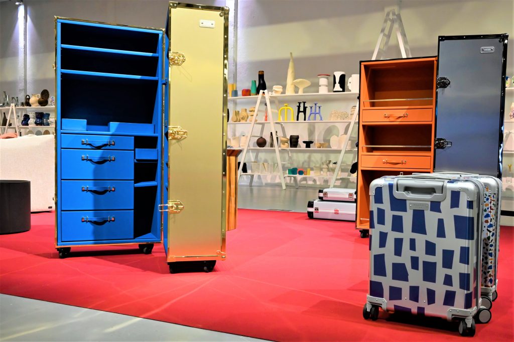 Baulificio Italiano e Giulio Cappellini insieme al Cult&Must 2000/2020