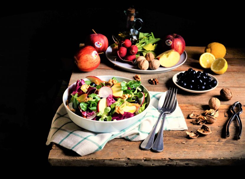 Insalata di mele Gala Val Venosta e noci, gustosa e raffinata