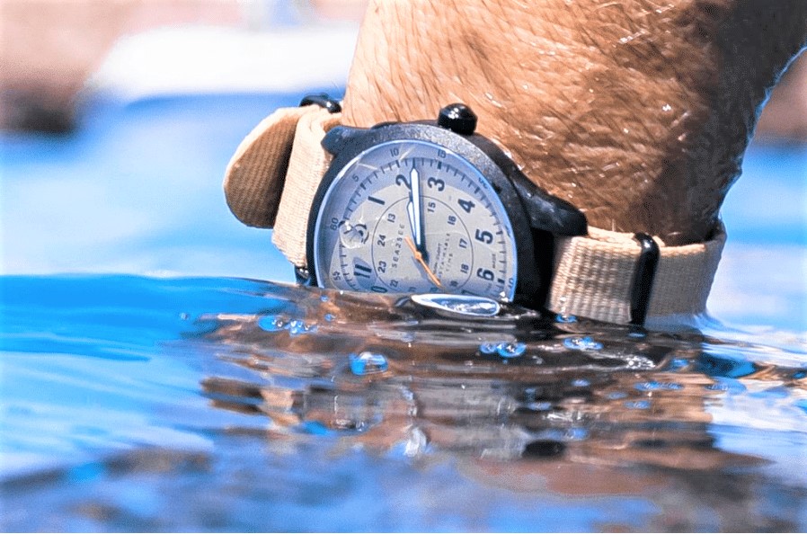 SEA2SEE: gli orologi in plastica marina riciclata al 100%