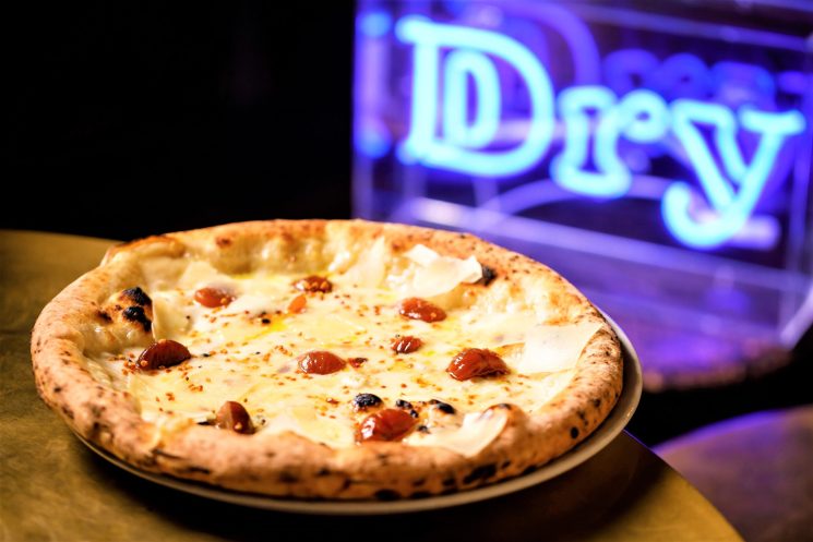 Dry Milano Solferino classificata prima pizzeria a Milano secondo Top 50 Pizza