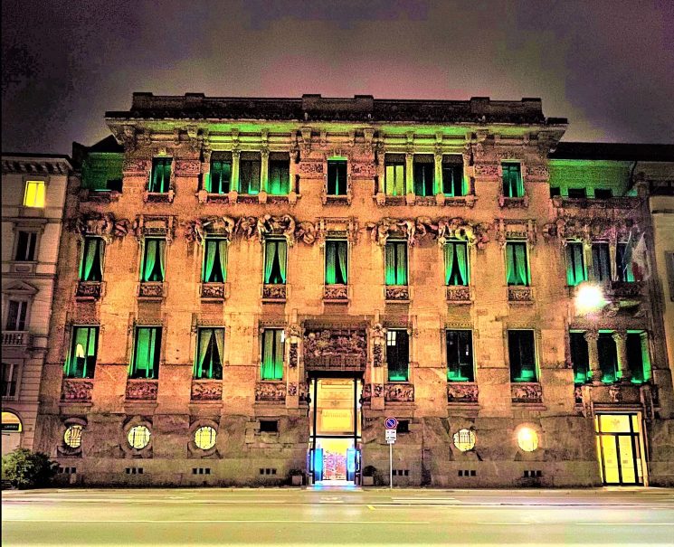 Confcommercio Milano: Palazzo Castiglioni si illumina di verde per il progetto “Custodiscimi” di Forestami