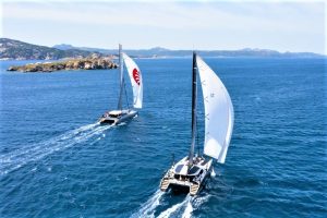 I multiscafi ritornano anche nel 2022 per la Giorgio Armani Superyacht Regatta 2022. Foto credit: YCCS/Studio Borlenghi