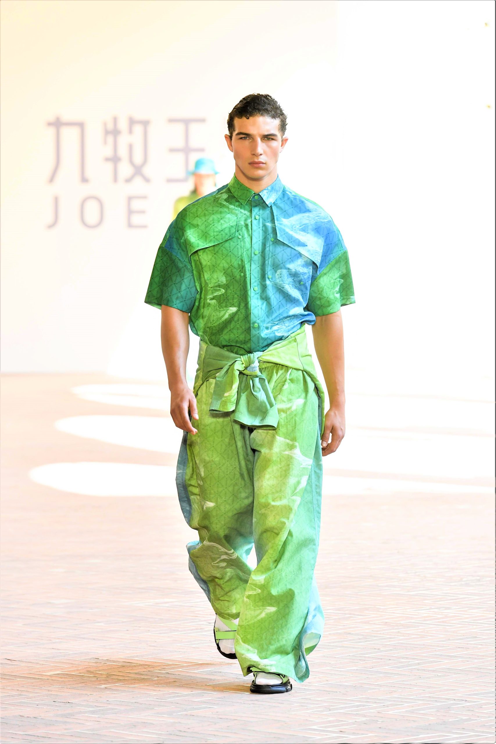 Joeone collezione PE 2023 alla Milano Fashion Week Men's