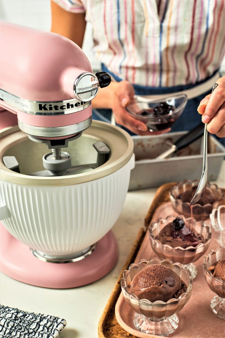 KitchenAid: nuovi Gelatiera, Tritaghiaccio e Frullatore K400 per una fresca estate