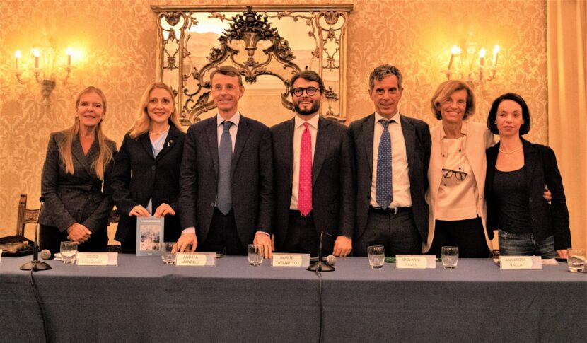 Tavola rotonda “L’evoluzione della farmacia: la medicina di prossimità”