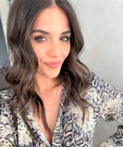 Benedetta Pettinari una vita tra professionalità, eleganza e ambizione