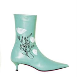 Mario Valentino: eleganza orientale. Collezione F/W 23