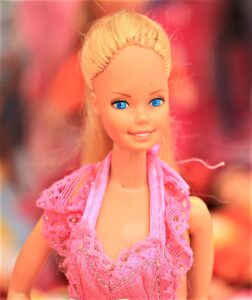 New trend bellezza: oggi Barbie è una di noi?