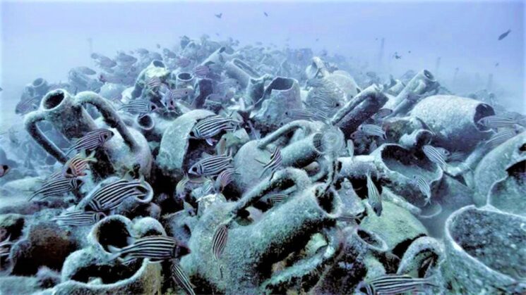 Fondazione In Between Art Film | Floating Cinema – Unknown Waters