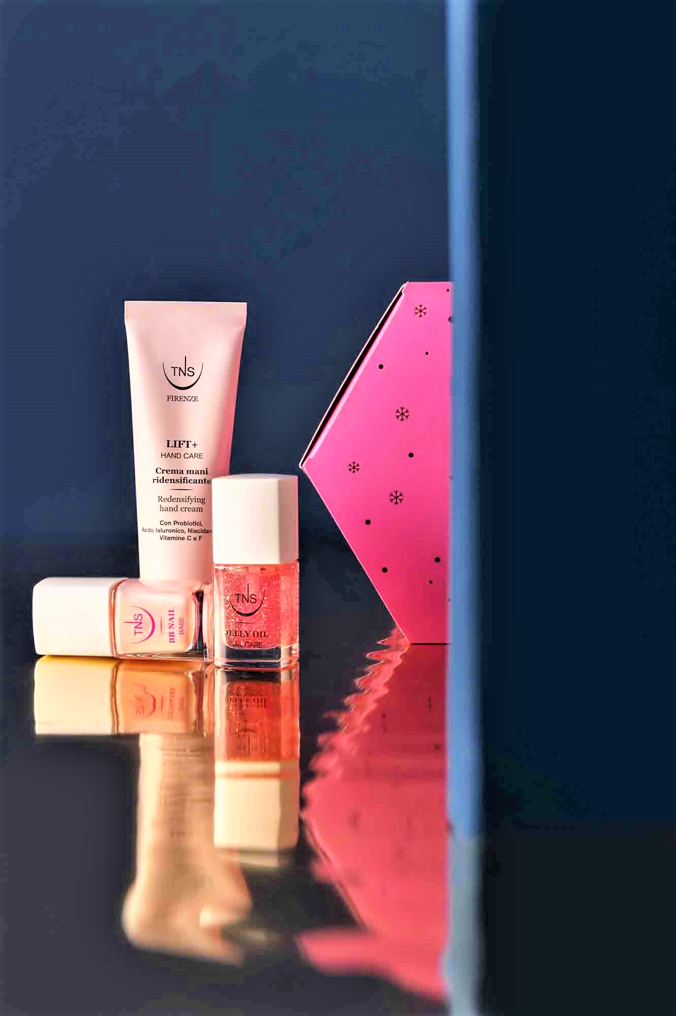 TNS Firenze presenta gli esclusivi cofanetti “Christmas Beauty Gift”