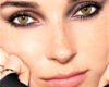 Ombre Skin di Clarins to get the look!