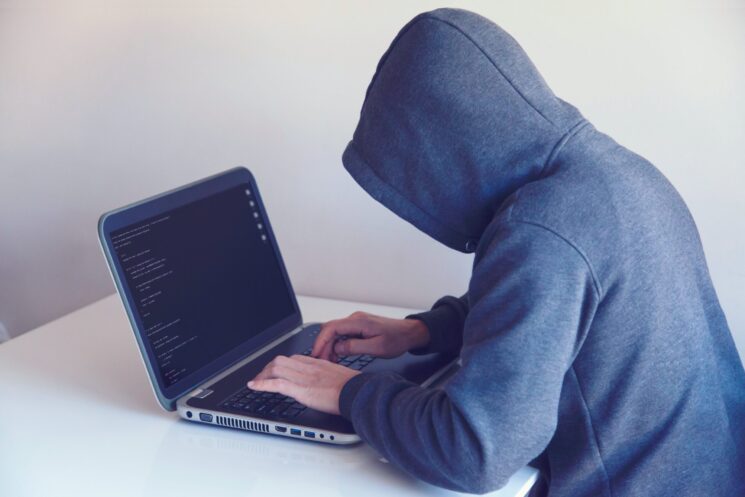 Gli hacker non vanno in vacanza: i suggerimenti di Veeam per proteggere i tuoi dati anche durante il periodo natalizio